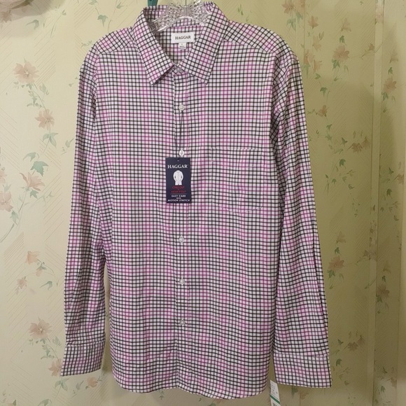Haggar Chill Out + Wear it Out Plaid Button Down Shirt - Picture 2 of 4